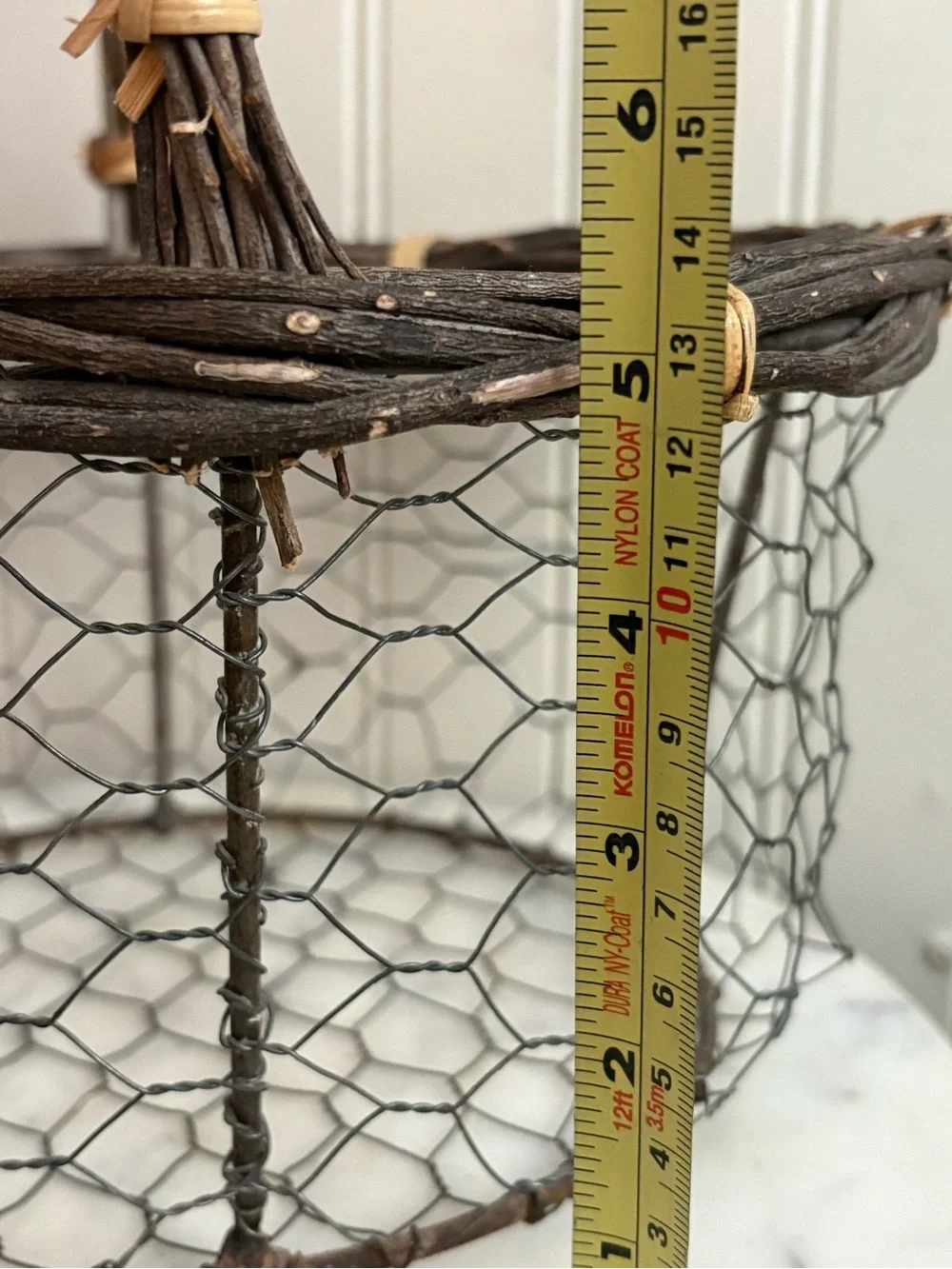Vintage Wicker & Chicken Wire Rustic Basket Egg Gathering Garden Primitive VTG